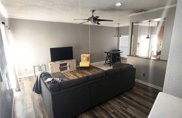 3025 Quail Springs Gallery 2