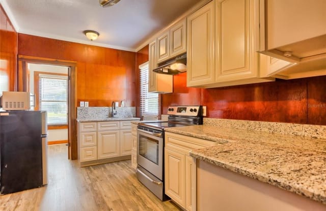472 CLEARWATER LARGO ROAD N - 472 Clearwater Largo Road North, Largo, FL 33770