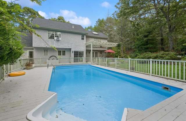 6 Wolf Way photos photos