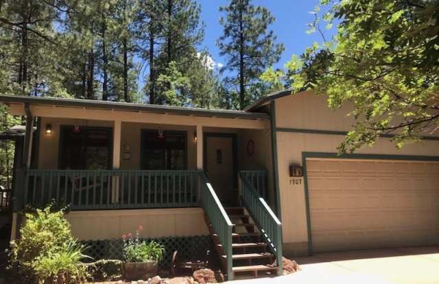 1707 E Woodchuck Lane photos photos