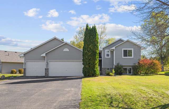 Spacious 5-bedroom, 3-bathroom modern home in Rockford! - 4968 River Oaks Road, Rockford, MN 55373