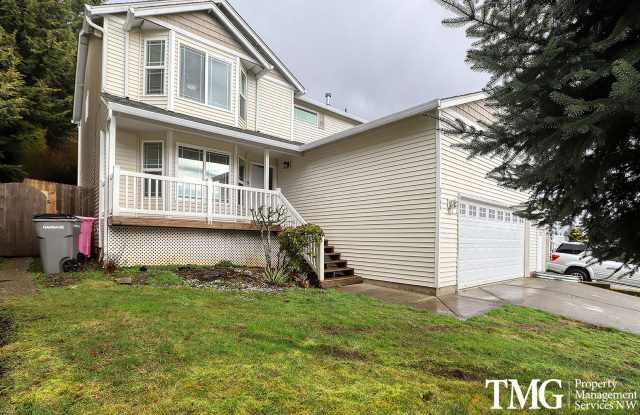 Spacious 4 Bedroom/2.5 Bath Hazell Dell Home! photos photos