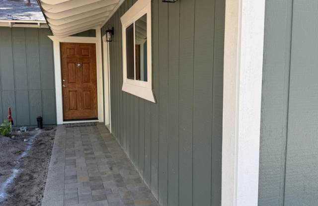 Charming Single Family Home - Completely Remodeled 2 Bed, 1.5 Bath with Garage photos photos