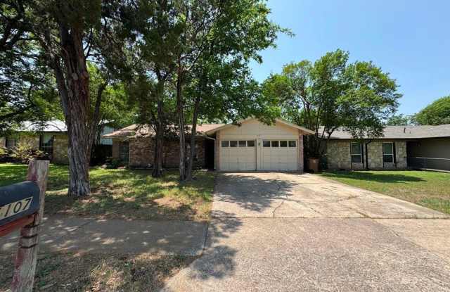 Welcome to 1107 Spearson Lane in Austin! photos photos