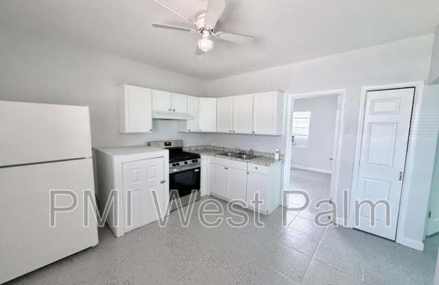 1007 N Tamarind Gallery 3