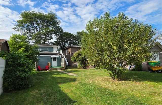 311 Woodview Avenue Gallery 4