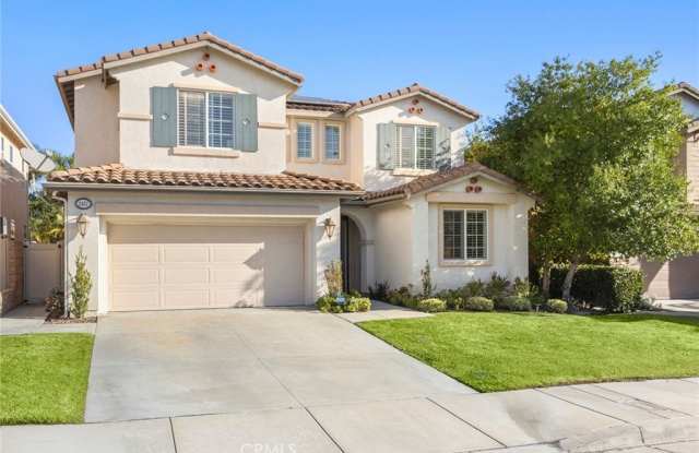 2457 N Avalon Avenue photos photos