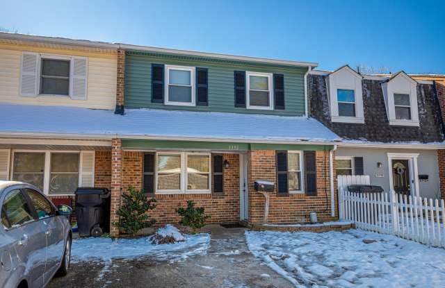 Beautiful 3-bedroom family Townhouse!! "ASK ABOUT OUR ZERO DEPOSIT" photos photos