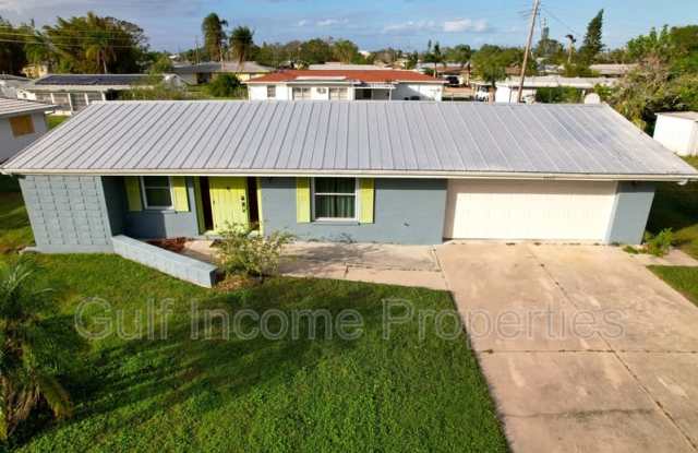 4633 Orlando Circle - 4633 Orlando Circle, South Bradenton, FL 34207