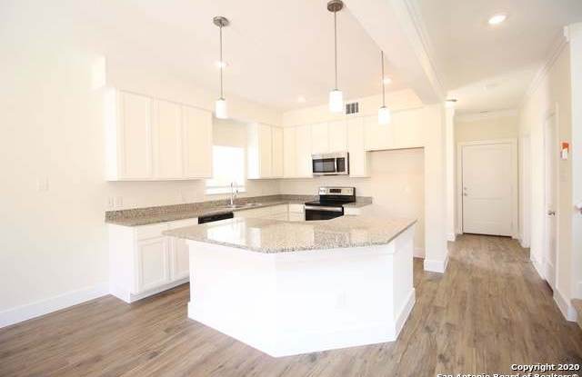 255 Sapphire Gallery 4