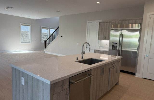 130 Sierra Madre Gallery 3