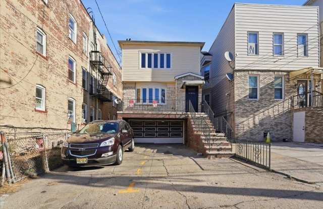 212 SEAVIEW AVE photos photos