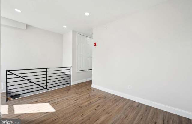 1921 N 2ND Street Gallery 4