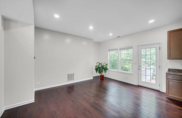 3335 Kentshire Circle Gallery 4