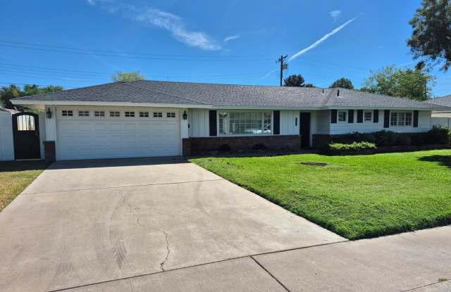 3445 N 47th Street photos photos