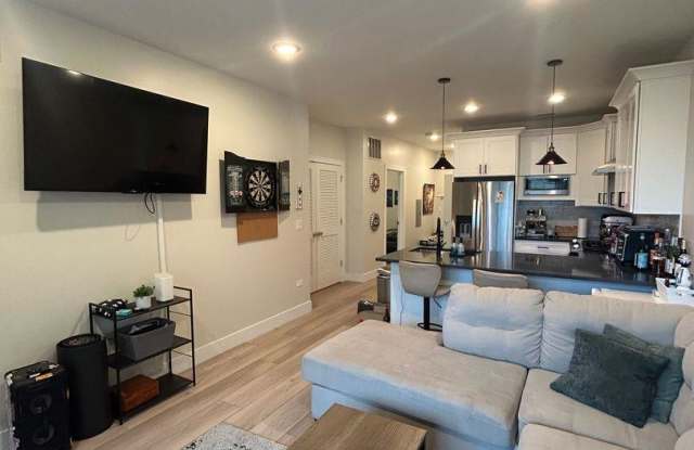 1646 West Belmont Ave. Gallery 2
