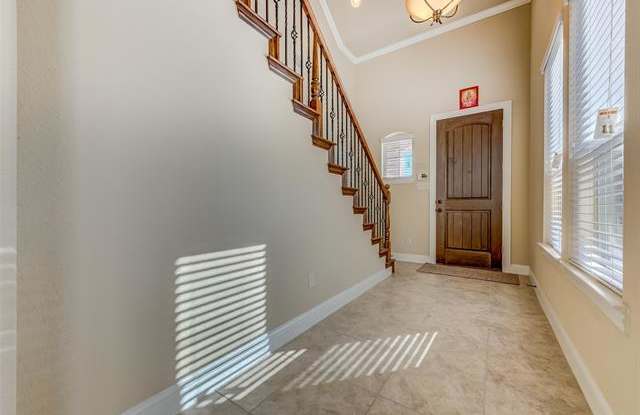 1520 Lauren Creek Lane Gallery 2