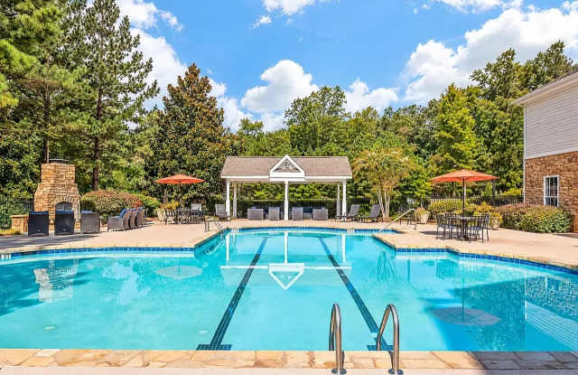 Summer Park Apartments Gallery 1