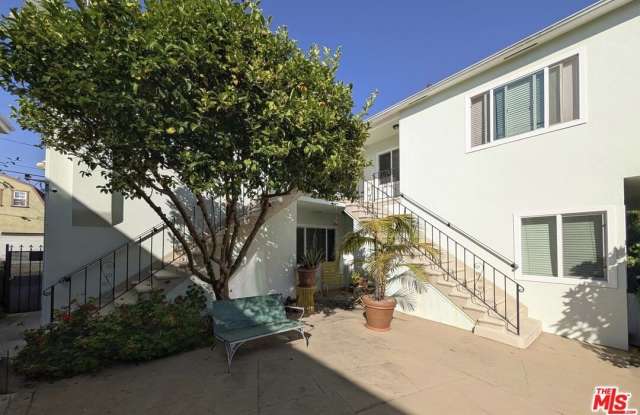 729 9th St photos photos