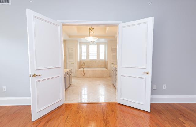 147 S Interlachen Ave photos photos