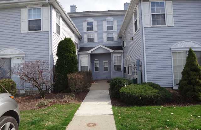 855 Mariposa Court Gallery 2