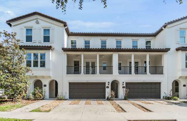 Large 3 Bed 3.5 Bath 2 Car Garage Townhouse in Heart of SoHo - Hyde Park - 1907 West Azeele Street, Tampa, FL 33606