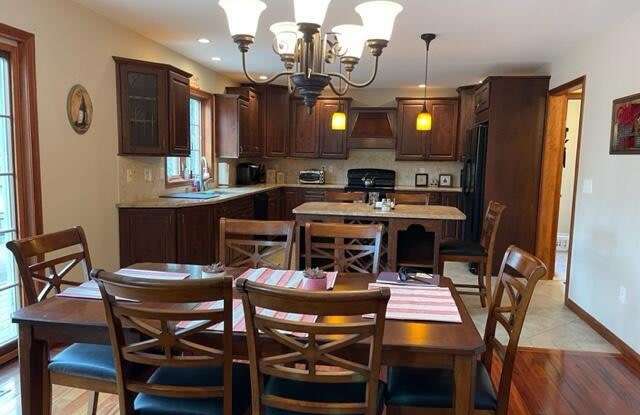 801 Long Ridge Court Gallery 4