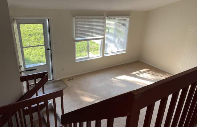 3901 Peppertree Place Gallery 3