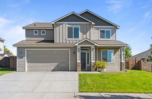 5 Bedroom, 3 Bath Home in Richland photos photos