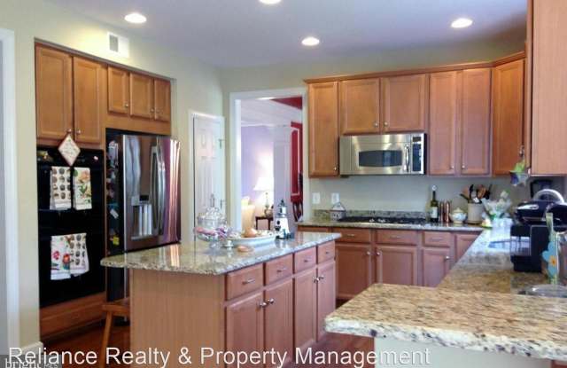21372 Larue Court Gallery 2