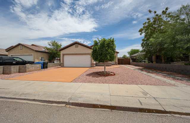 619 North 70th Avenue - 619 North 70th Avenue, Phoenix, AZ 85043 619 North 70th Avenue - 619 North 70th Avenue, Phoenix, AZ 85043
