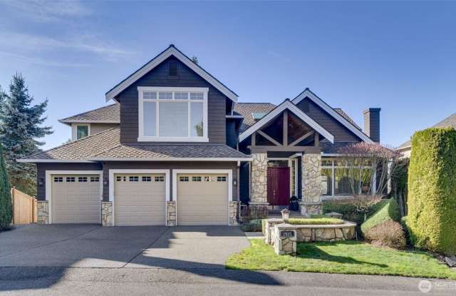 Luxury Living in sought after Sterling Woods photos photos