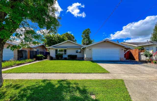 Single-Level Bel Aire Home with Spacious Layout photos photos