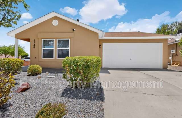 5748 Pinon Flats Rd NW Gallery 2