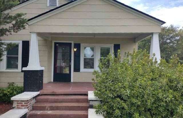 1113 Clingman Street Gallery 2