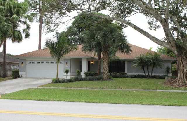 13880 Paddock Drive photos photos