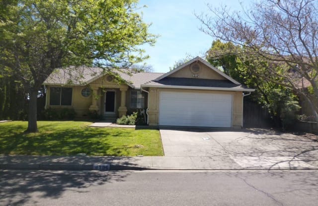 4796 BIRKDALE  CIRCLE - 1 - 4796 Birkdale Circle, Fairfield, CA 94534