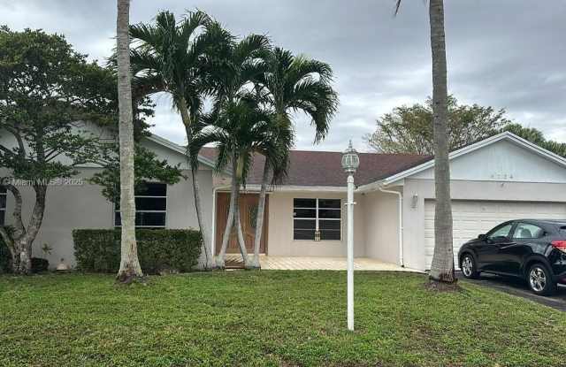 9724 SW 114th Ct photos photos