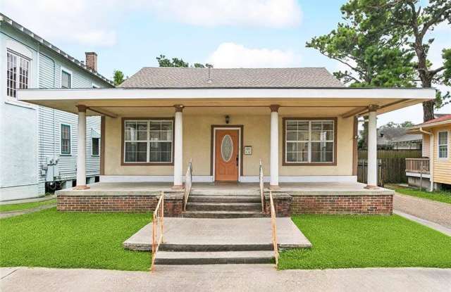 5832 Willow Street - 5832 Willow Street, New Orleans, LA 70115 5832 Willow Street - 5832 Willow Street, New Orleans, LA 70115