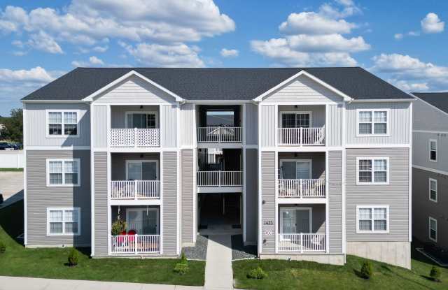 Park West Condominiums Gallery 1