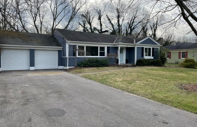 137 Wrenwood Lane - 137 Wrenwood Lane, Terrace Park, OH 45174