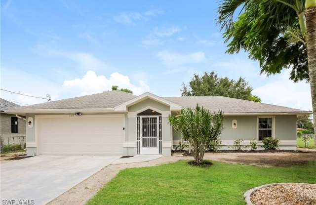 1107 SE 18th Street - 1107 Southeast 18th Street, Cape Coral, FL 33990 1107 SE 18th Street - 1107 Southeast 18th Street, Cape Coral, FL 33990