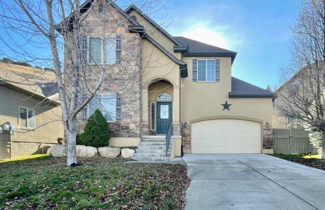 **$250.00 Off Of Move In** Spacious 4-Bedroom home in Eagle Mountain! - 2896 East Lookout Drive, Eagle Mountain, UT 84005