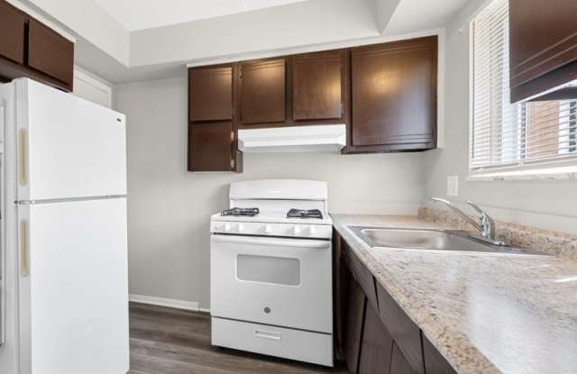 24575 Kelly Rd. -5 photos photos