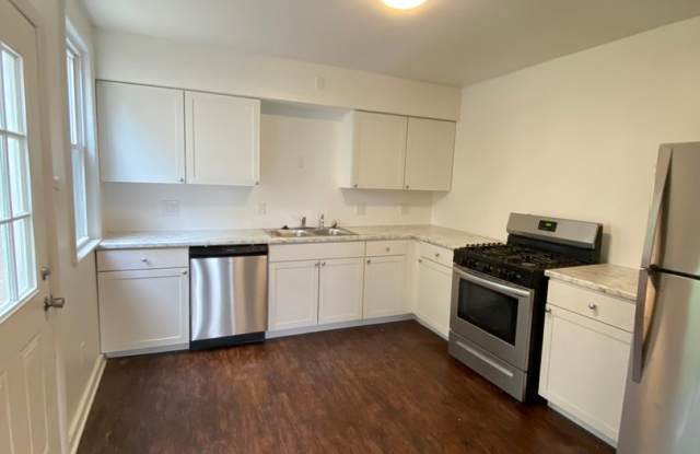 Available MAY 2026 - Updated 3 Bed, 2 Bath Home w/ Open Living  Outdoor Space! photos photos