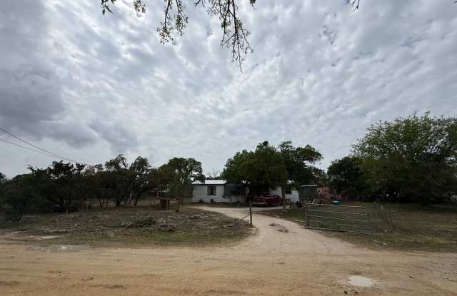 SADDLE 230 photos photos SADDLE 230 photos photos