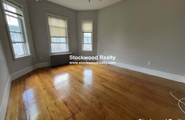 27 Howell St. photos photos