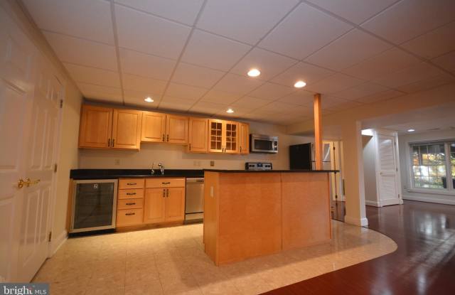 11108 SHALOM LANE Gallery 4