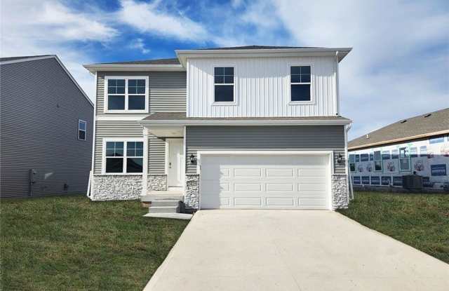 Stylish and Spacious 2 Story, 4-Bedroom Home in West Des Moines Gallery 1