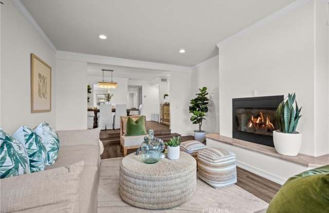 2357 Palos Verdes Drive W photos photos